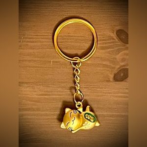 ✨NWOT✨ LUCKY CAT KEYRING/CHARM